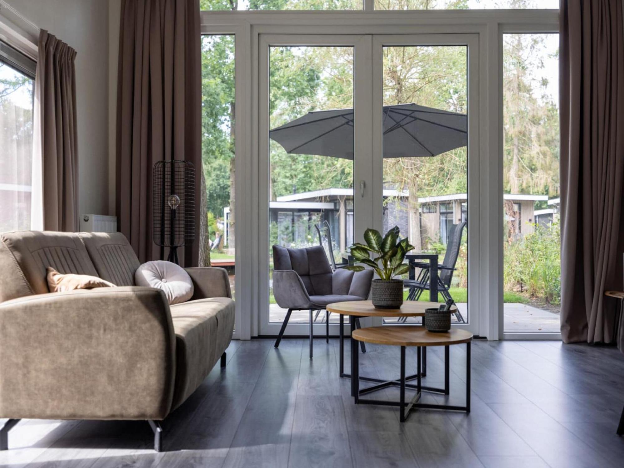 Comfortable Chalet With Combination Microwave Near The Veluwe Hoenderloo Exterior photo